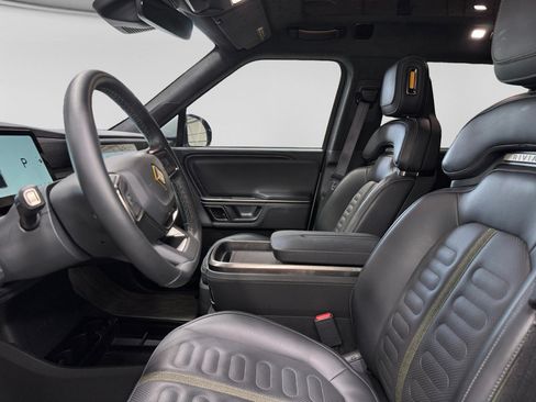 Used 2024 Rivian R1T Adventure AWD/4WD image 23