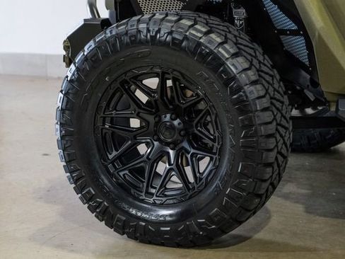 Used 2025 Jeep Wrangler Unlimited Rubicon 392 image 10