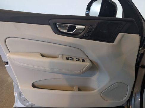 Used 2023 Volvo XC60 T8 Plus w/ Climate Package image 11