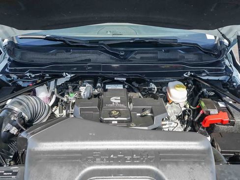 Used 2024 RAM 3500 Tradesman w/ Chrome Appearance Group AWD/4WD image 20