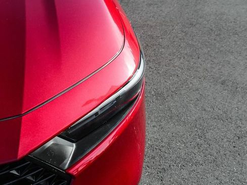 Used 2023 Honda Accord LX image 13