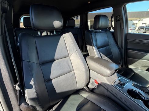 Used 2018 Jeep Grand Cherokee Limited image 18