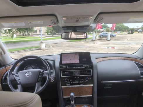 Used 2022 Nissan Armada SL w/ Captain's Chairs Package AWD/4WD image 31