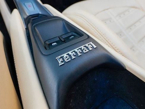 Used 2021 Ferrari F8 Tributo RWD image 73