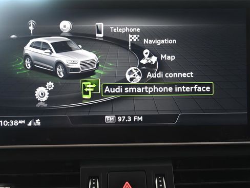 Used 2018 Audi SQ5 Premium Plus w/ Navigation Package AWD/4WD image 29
