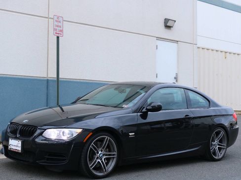 Used 2011 BMW 335is Coupe image 3