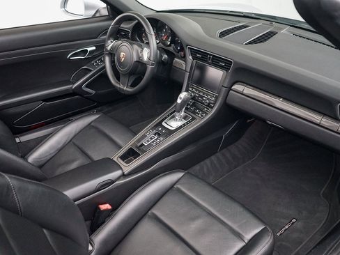 Used 2014 Porsche 911 Carrera image 19