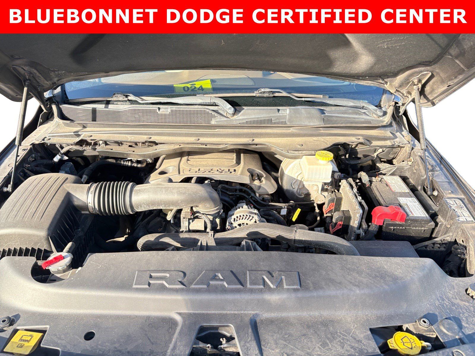 Used 2019 RAM 1500 Laramie w/ Off Road Group AWD/4WD image 23