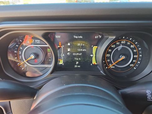 New 2026 Jeep Wrangler Unlimited Rubicon 392 w/ Quick Order Package 27X Moab AWD/4WD image 28