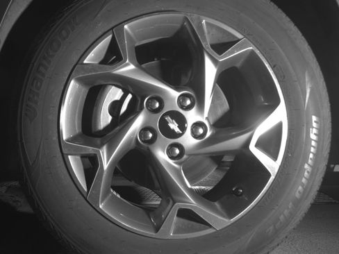 Used 2025 Chevrolet Trax LT FWD image 12