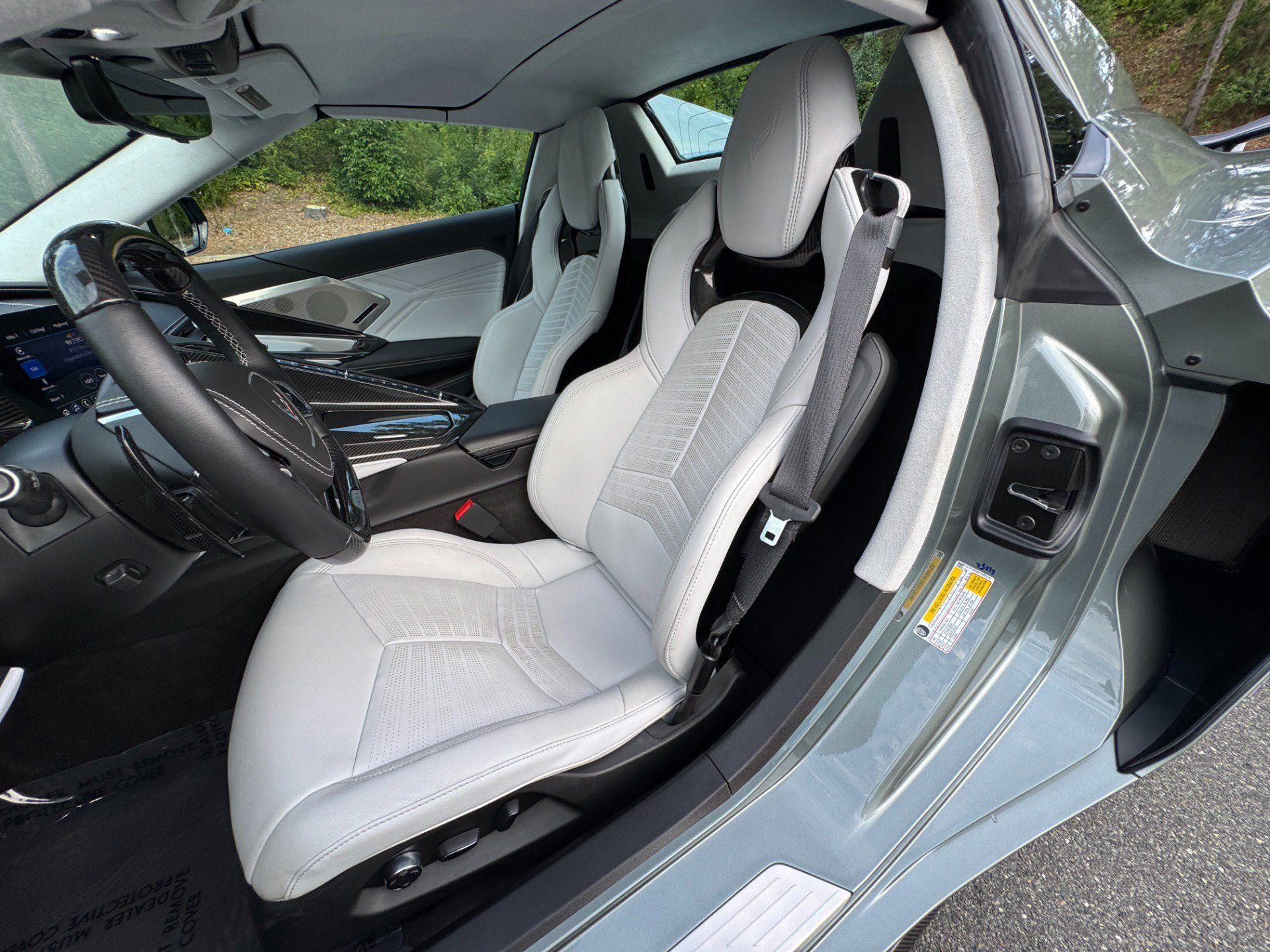 Used 2023 Chevrolet Corvette Z06 RWD image 34