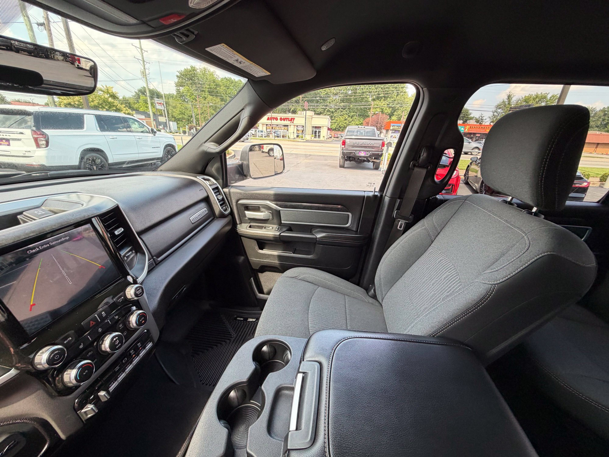 Used 2021 RAM 2500 Big Horn w/ Level 1 Equipment Group AWD/4WD image 28