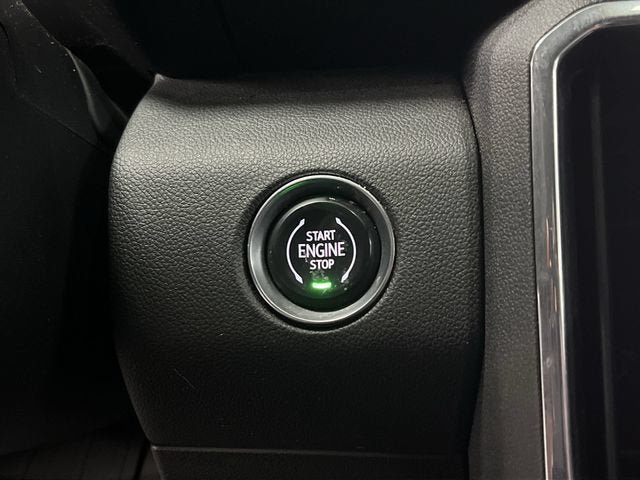 Certified 2024 GMC Acadia Elevation AWD/4WD image 17