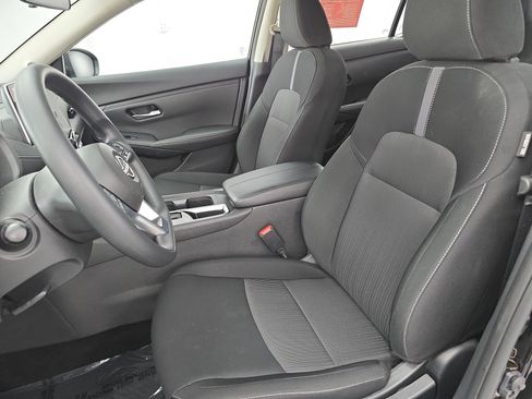 Certified 2025 Nissan Sentra SV FWD image 14
