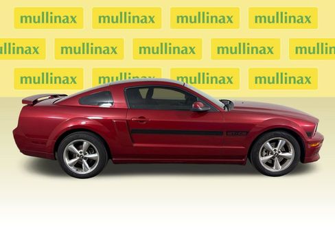Used 2008 Ford Mustang GT Premium RWD image 2