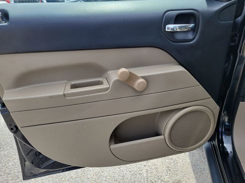 Used 2012 Jeep Patriot Sport image 18