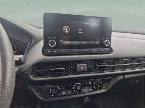 Certified 2024 Honda HR-V LX image 12