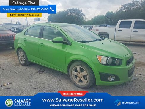 Used 2015 Chevrolet Sonic LT w/ Wheels and Fog Lamp Package FWD image 5