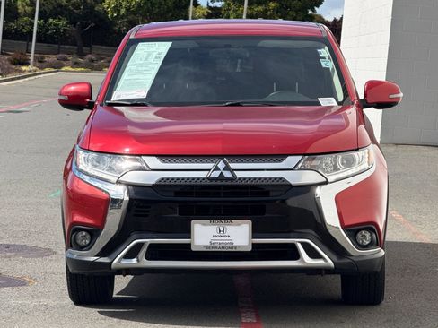 Used 2019 Mitsubishi Outlander SE FWD image 6