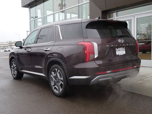 Used 2024 Hyundai Palisade SEL image 3