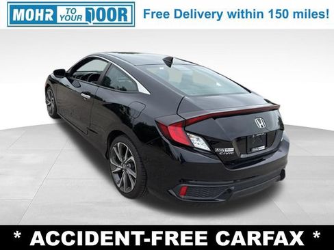 Used 2020 Honda Civic Touring image 3