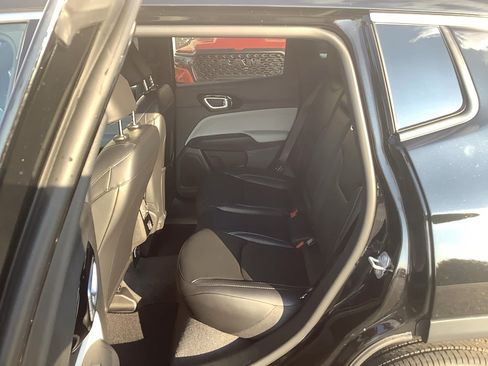 New 2026 Jeep Compass Limited AWD/4WD image 8