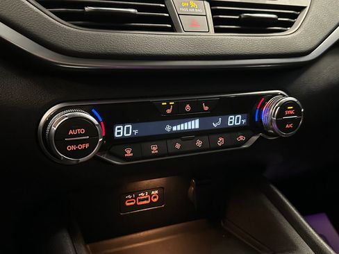 Used 2019 Nissan Altima 2.5 SV FWD image 15