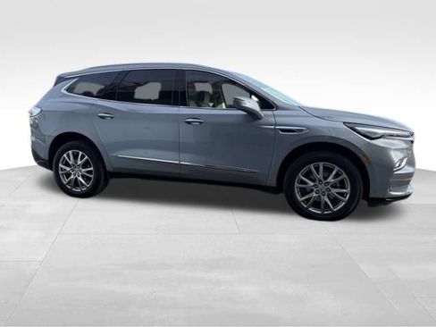 Certified 2023 Buick Enclave Essence w/ Experience Buick Package image 4