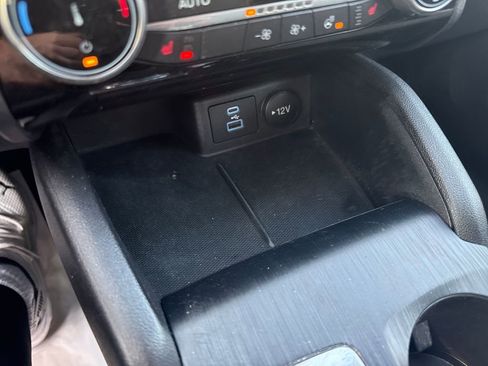 Used 2022 Ford Escape SE w/ Convenience Package image 34