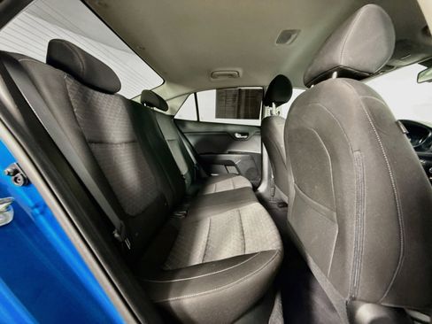 Used 2023 Kia Rio S w/ Technology Package FWD image 32