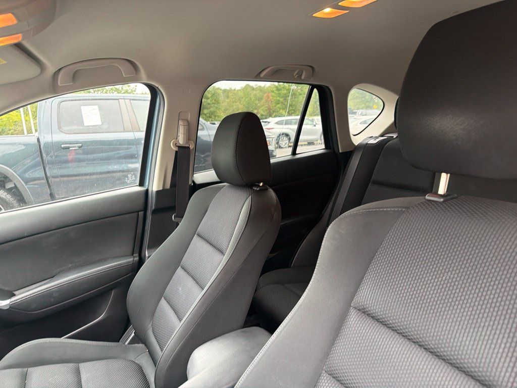 Used 2016 MAZDA CX-5 Touring FWD image 9