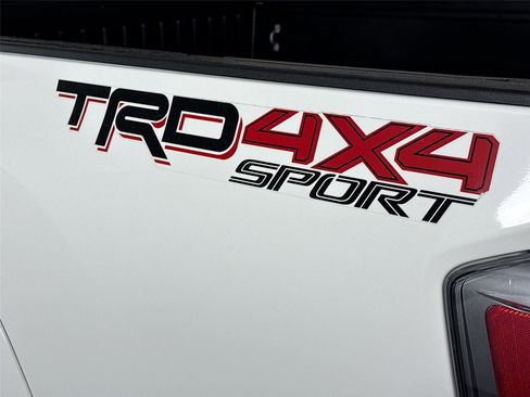 Certified 2021 Toyota Tacoma TRD Sport w/ Technology Package AWD/4WD image 13