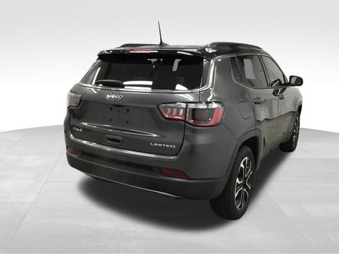 Used 2023 Jeep Compass Limited w/ Sun and Sound Group AWD/4WD image 15