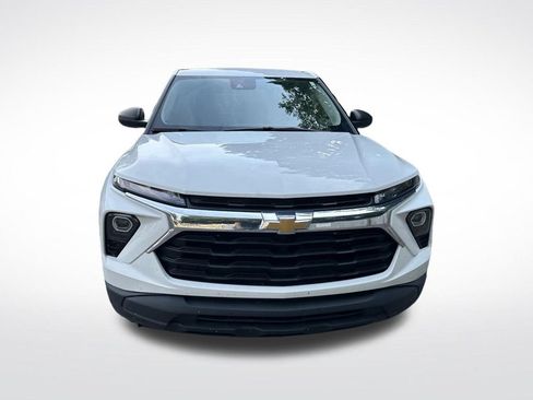 Used 2024 Chevrolet TrailBlazer LS w/ LS Convenience Package FWD image 9