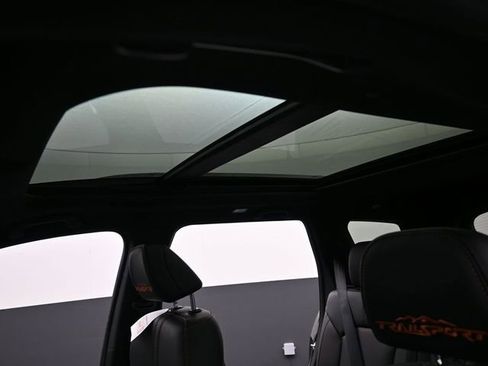 New 2025 Honda Pilot TrailSport image 4