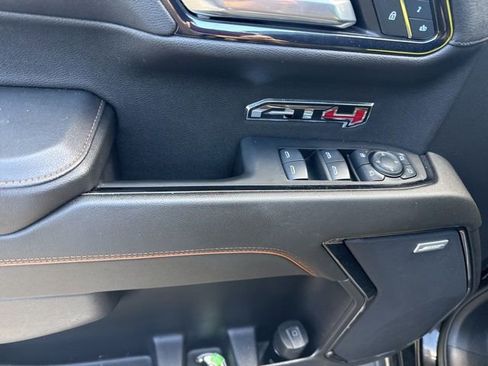 Used 2024 GMC Sierra 1500 AT4 w/ Technology Package image 18