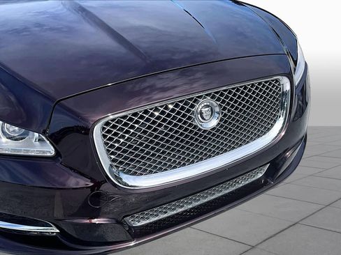 Used 2013 Jaguar XJ RWD image 29