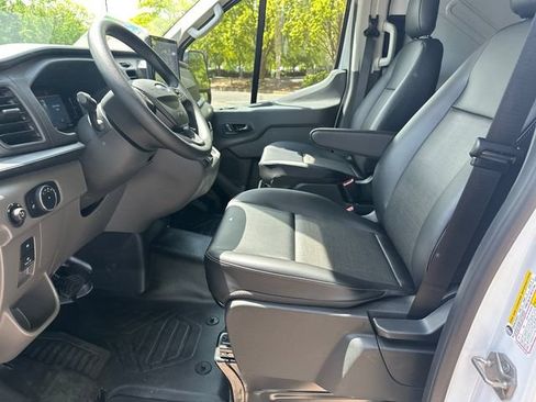 New 2026 Ford Transit 150 Low Roof RWD image 9