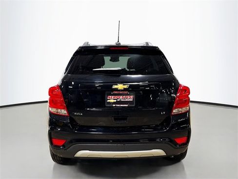 Used 2019 Chevrolet Trax LT w/ LT Convenience Package image 7