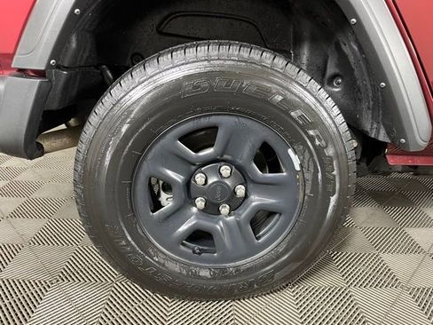 Used 2022 Jeep Wrangler Unlimited Sport AWD/4WD image 12