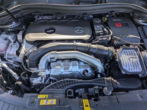 Used 2026 Mercedes-Benz GLA 250 4MATIC image 16