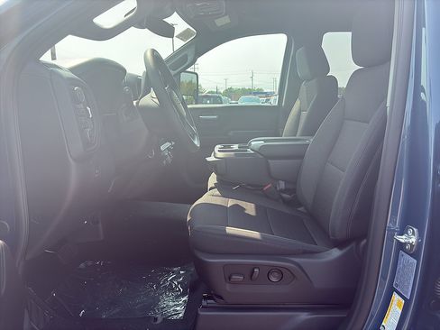 New 2026 Chevrolet Silverado 2500 Custom w/ Custom Convenience Package AWD/4WD image 8
