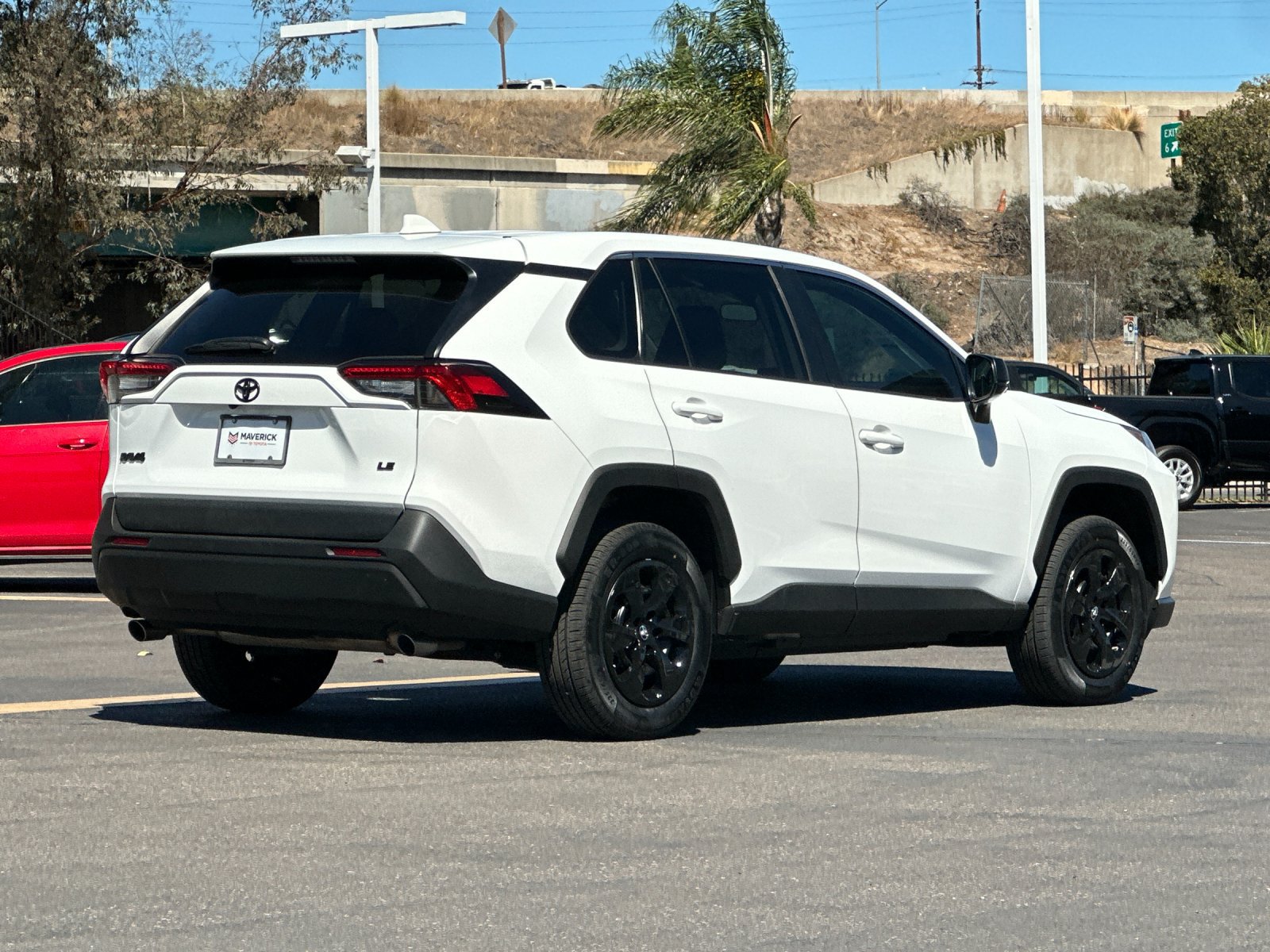 Used 2025 Toyota RAV4 LE FWD image 5