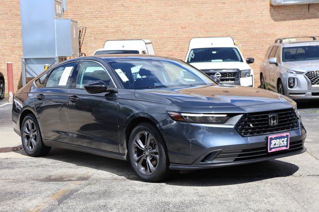Used 2023 Honda Accord EX image 3