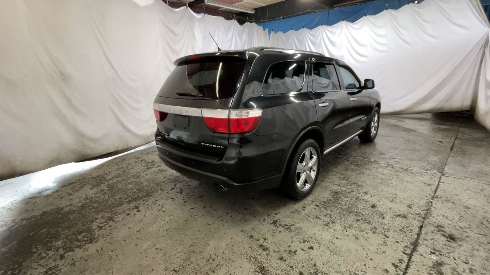 Used 2013 Dodge Durango Citadel w/ Technology Group AWD/4WD image 4