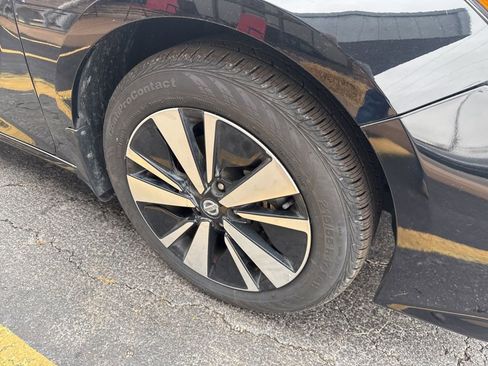 Used 2019 Nissan Altima 2.5 SV image 25