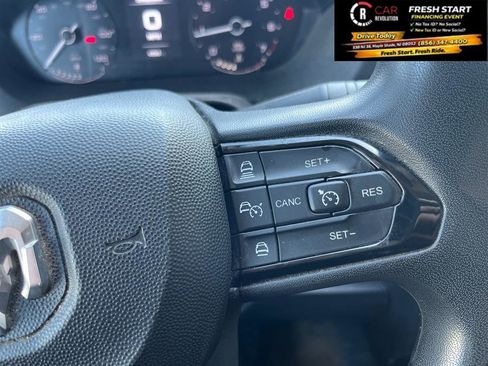 Used 2024 RAM ProMaster 2500 w/ Convenience Group image 22