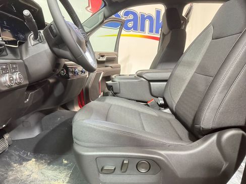 New 2026 GMC Sierra 1500 Elevation image 9