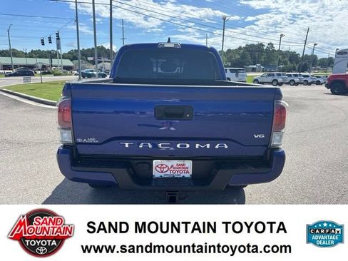 Used 2023 Toyota Tacoma TRD Sport RWD image 4