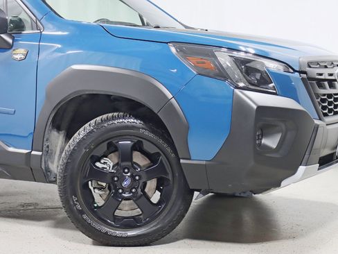 Used 2023 Subaru Forester Wilderness w/ Wilderness Package AWD/4WD image 5